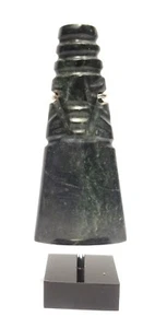 Pre-Columbian Pendant - Guanacaste Nicoya 500 BC - Pre-Columbian Jade Pendant - Picture 1 of 9