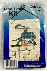 NEU 1990er Whats New Cottage Mini gezählt Kreuzstich Set Haus Vintage 10810 - Bild 1 von 2