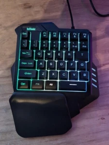One Handed Red Thunder G30 - RGB Gaming Keyboard Win 11 Pro & Home - Picture 1 of 5