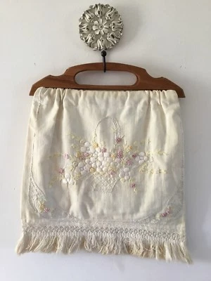 Vintage 1970’s Wood Handle Handbag 70’s Revisible Purse Embroidered Fringe  - Изображение 1 из 4
