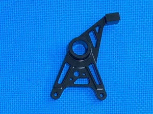 07 09 12 17 22 GSXR GSXR1000 Brembo P2 Caliper underslung Bracket Adapter 84mm - Picture 1 of 7