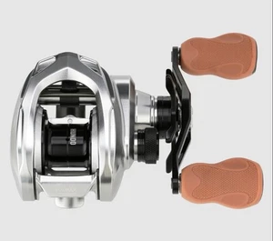 Bates Hundo Baitcasting Reels - Afbeelding 1 van 1