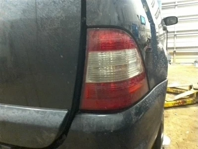 Luz trasera pasajero 163 tipo ML350 02-05 MERCEDES CLASE ML 10193754 Foto 1 de 4