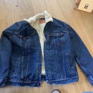 Levi's Sherpa Trucker Men's Jacket  - Size L