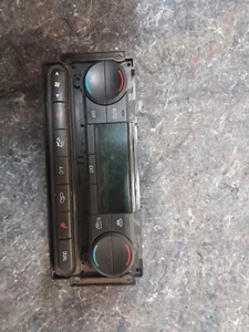 Ford Edge Heater Control Climate A/C Unit With HEAT SEATS 2007 2008 2009 2010 - Picture 1 of 4