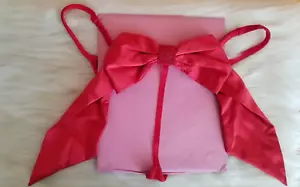 VICTORIA'S SECRET DREAM ANGELS SATINADO LAZO BRILLO CORREA TANGA EN V PANTY ROJO MEDIANO - Imagen 1 de 17