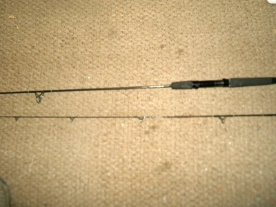 LAMIGLASS SERIES 500 GRAPHITE 2 PC 6' 6" G566 4 - 10 LB SPINNING FISHING ROD - Image 1 of 4