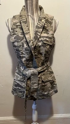 G.I.L.I. Woman's Military Style Camo Belted Vest Cotton Spandex Size 8 EUC - Image 1 of 4
