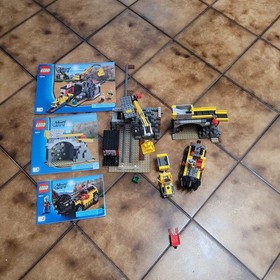 Lego City The Mine 4204 incomplete W/Instructions READ