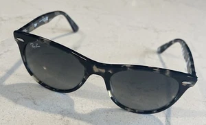 Ray-Ban Wayfarer II Sunglasses Gray Havana w/ Grey Gradient RB2185 Size 52 - Picture 1 of 6