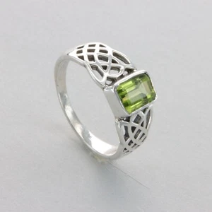 Green Square PERIDOT Celtic Ring - Multiple Sizes - 925 STERLING SILVER #4e - Picture 1 of 8