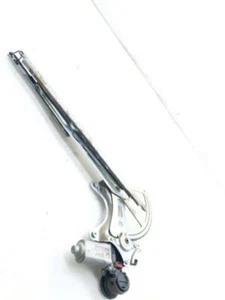 01-07 TOYOTA HIGHLANDER DRIVER SIDE FRONT WINDOW REGULATOR ASSEMBLY - Picture 1 of 12