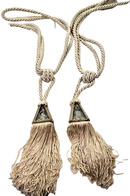 Corbatas para cortinas de cortina sujetadores crema con borla de vidrio cortado 2 piezas par 27" Foto 1 de 4