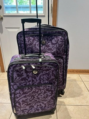 Leisure Two Piece Luggage Set - Image 1 of 4