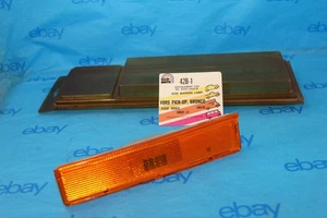 NOS Glo-Brite #428-1 EOTZ-15A201B Side Marker Lamp LH1980-86 Ford Pickup Bronco - Picture 1 of 5