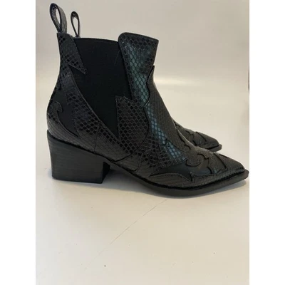 Botas negras Liliana para mujer talla 5,5 imitación piel de serpiente patrón de relámpagos puntiagudos Foto 1 de 4