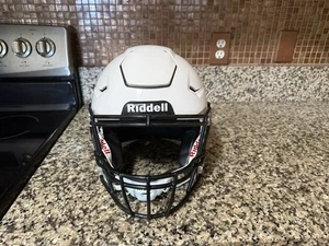 2024 - Riddell SpeedFlex Football Helmet White w/ Black OUT Facemask Adult Large - Picture 1 of 10