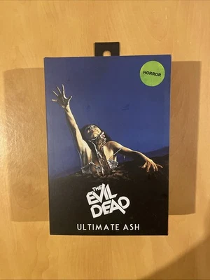 Figura de acción NECA Ultimate 7" Ultimate Ash The Evil Dead aniversario nueva en caja Foto 1 de 4