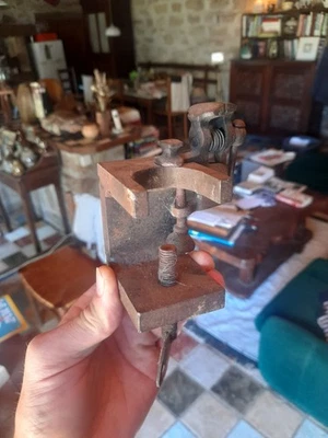 Ancien Étau Enclume Enclumette Bijoutier - Photo 1/4