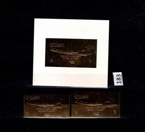 /// UMM AL QIWAIN - MNH - GOLD STAMPS - PERF + IMPERF - SPACE - AVIATION - Picture 1 of 1