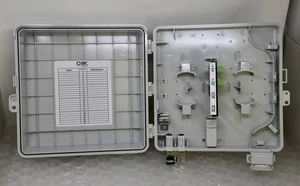 *NEUF* PPC FITS-12APXNN-CL - Boîtier système de borne d'interface fibre 12 ports - Photo 1/8