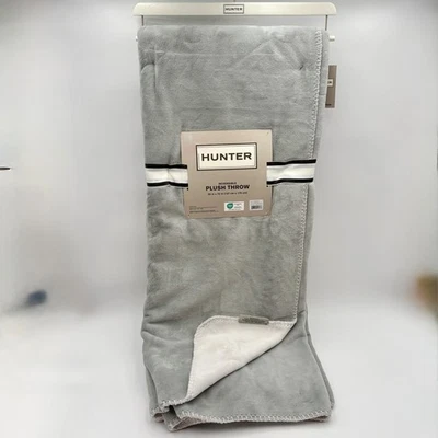 Manta de felpa reversible Hunter gris blanco a rayas 50 x 70 suave acogedora Foto 1 de 4