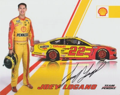 Tarjeta de héroe de la Copa NASCAR Pennzoil Ford Mustang 2020 firmada por Joey Logano Foto 1 de 2