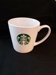 Taza de café Starbucks 14 OZ blanca con clásico icono de sirena verde - Imagen 1 de 4