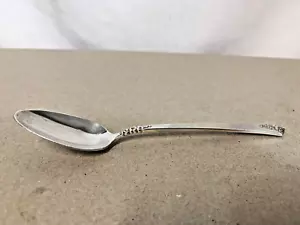 Royal Crest Castle Rose Sterling Silver 6 1/8" Tea Spoon 32.3 Grams - Picture 1 of 6