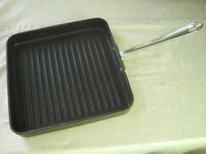 All Clad Hard Anodized 11" Square Non-Stick Grill Pan - Picture 1 of 6