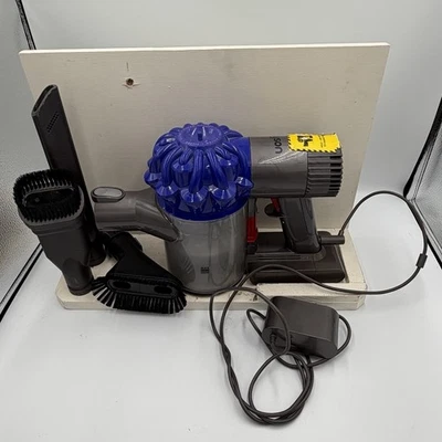 Dyson V6 Trigger Handheld Vacuum Cleaner - With Charger Accessories Parts Repair - Image 1 of 4