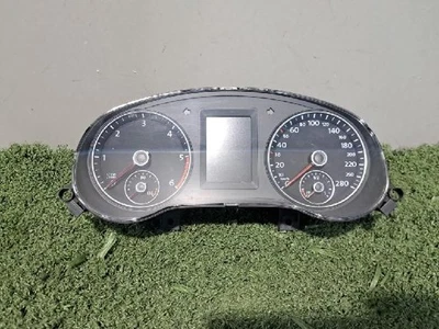 2013 Volkswagen Jetta приборной панели 5C6920872A - Изображение 1 из 4