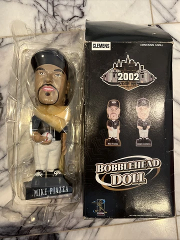 MIKE PIAZZA NEW YORK METS VINTAGE 2002 SUBWAY SERIES  BOBBLEHEAD IN CLEMENS BOX Cover