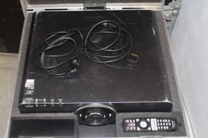 *Panasonic PT-DZ6710EL+Objektiv*Beamer Projektor 6000 Lumen WUXGA(PT-DZ6700+SDI) - Picture 1 of 14
