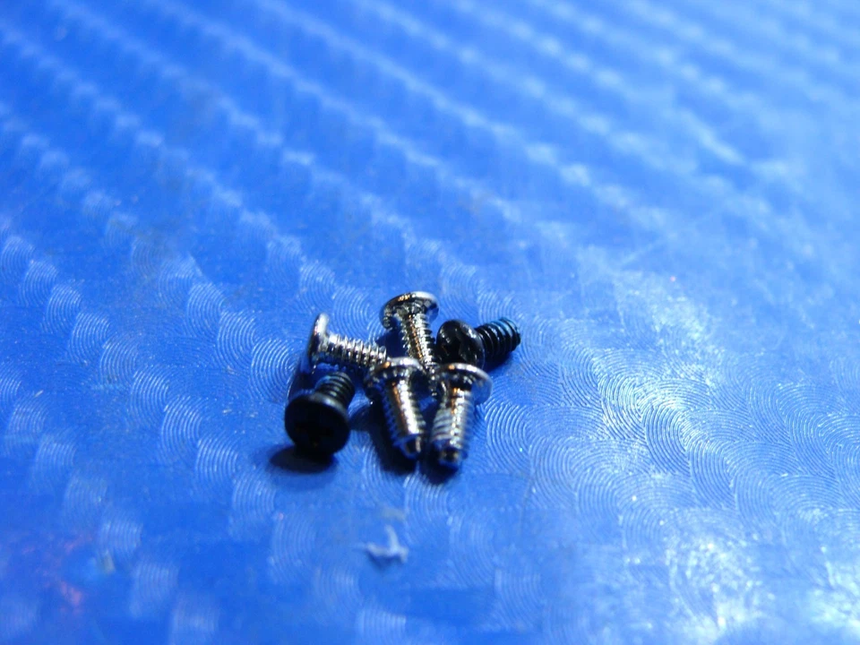 Juego de tornillos originales Samsung Galaxy Tab SM-T350 8" para reparación juego de tornillos Foto 1 de 1