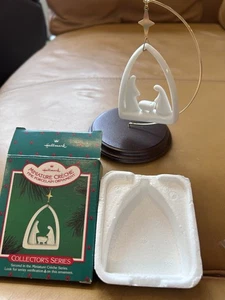 Hallmark Ornamento Miniatura Creche Porcelana Serie 1986 - Imagen 1 de 2