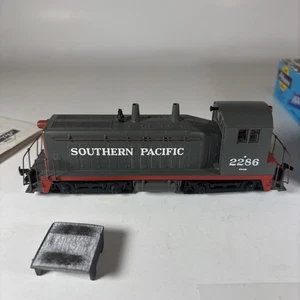 ATHEARN 4006 HO SCALE RTR SW1500 Powered Cow Southern Pacific - Picture 1 of 8