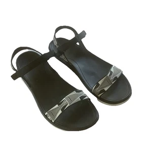 Sandali donna Teva Verra taglia 8,5 regolabili nero e grigio design azteco - Foto 1 di 9