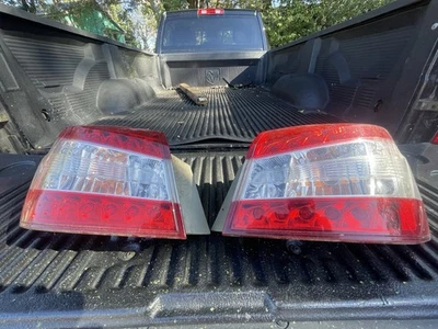 Par de luces traseras exteriores Nissan Sentra 2013-2016 izquierda derecha OEM Foto 1 de 4