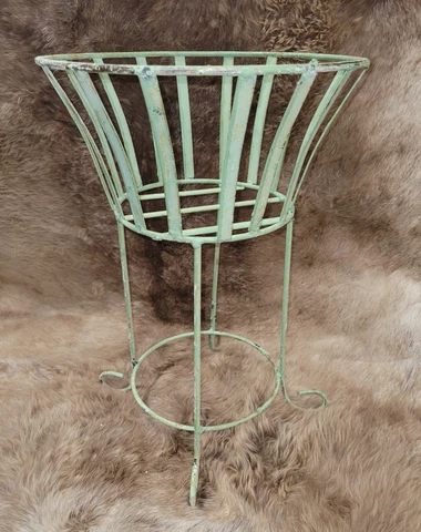 Rustic PLANTER Basket Antique Victorian Style Garden Plant Stand Cover