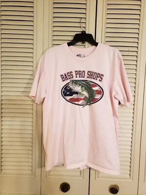 Camiseta masculina Bass Pro Shops tamanho grande logotipo rosa gráfico peixe - Imagem 1 de 4