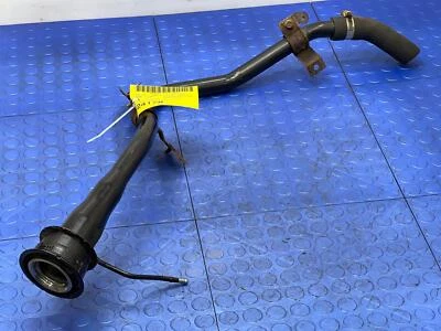 Subaru Legacy Subaru Outback 2010-2014 cuello de llenado de combustible genuino OEM 42066AJ02A Foto 1 de 4