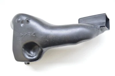 Yamaha YZF R6 2005 lado derecho entrada de aire canal tubo 2838T Foto 1 de 4