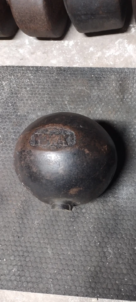 Half 50 York Glob - 25,6 lb Foto 1 de 1