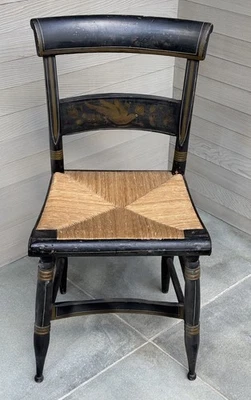 Silla de asiento Hitchcock Rush antigua estampada y pintada a mano Foto 1 de 4