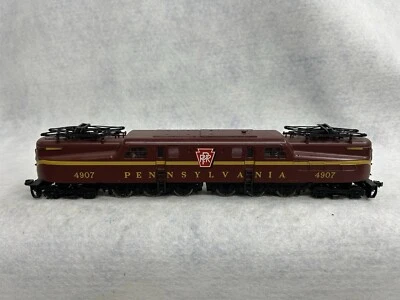 Vintage MTH PENNSY GG-1 SOUND/DCC Electric Loco HO - Image 1 of 4