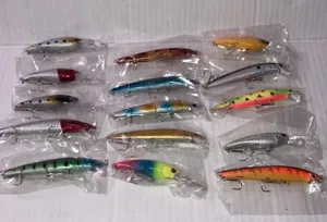 NIB 15 Fishing Lures (rattlers) Different Colour And Sizes - Picture 1 of 3