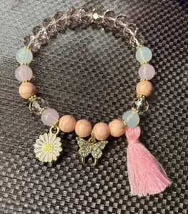 Butterfly 🦋Stretch Charm Bracelet Gold Tone Pink 🦋👌👌 - Picture 1 of 1