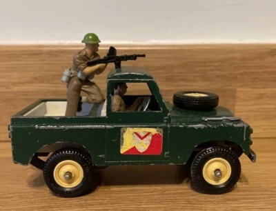 Britains LTD Military Land Rover WWII British Army Vintage 1975 Die Cast 1:32 - Image 1 of 4