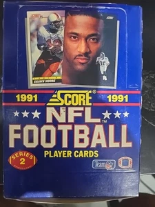 1991 Score Football Series 2 Wax Box from Sealed Case- Find Brett Favre Rookie! - Picture 1 of 2